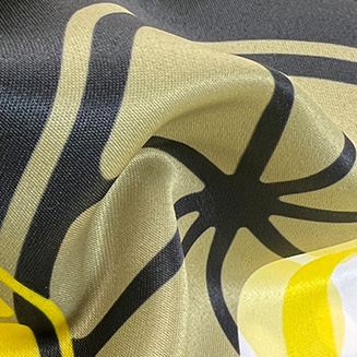 光沢感のある生地でゴールドやシルバーの再現も可能